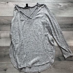 Long sleeves flowy blouse